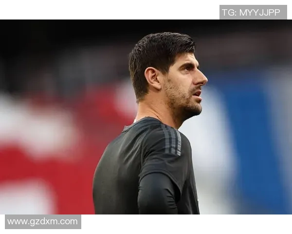 足球传奇克鲁耶夫的经典瞬间壁纸分享与欣赏