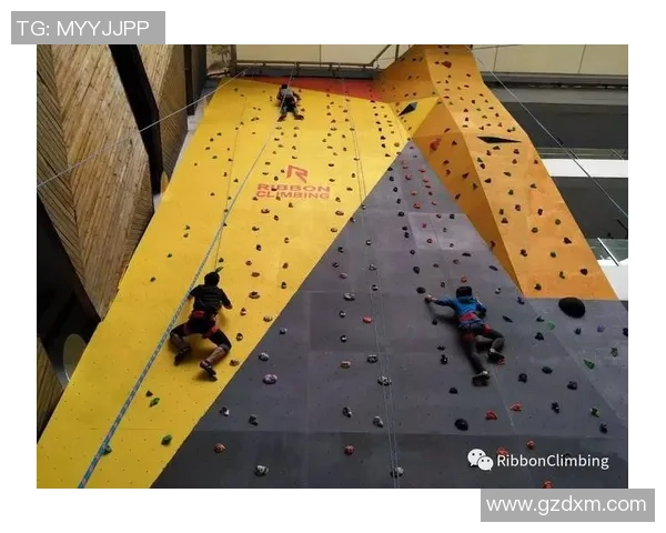 专业解读：上海攀岩队的边路渗透打法_1